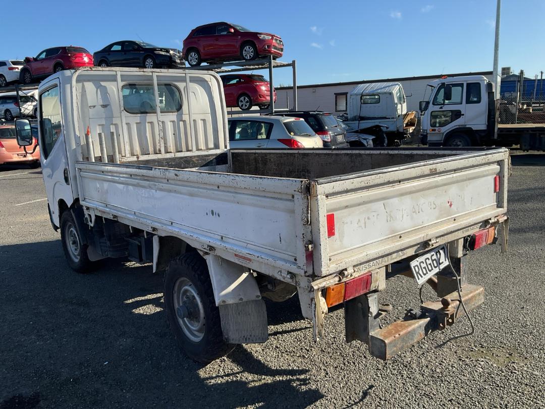 Photo '4' of Nissan Atlas Flat Deck Photo '4' of Nissan Atlas Flat Deck