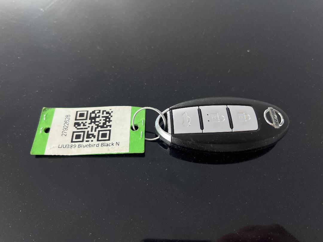 Photo '22' of Nissan Bluebird