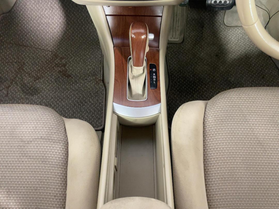 Photo '18' of Nissan Bluebird