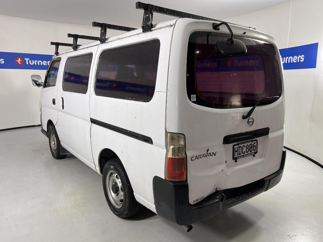 Photo '5' of Nissan Caravan