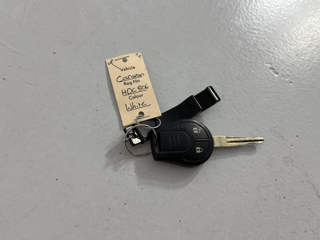 Photo '21' of Nissan Caravan