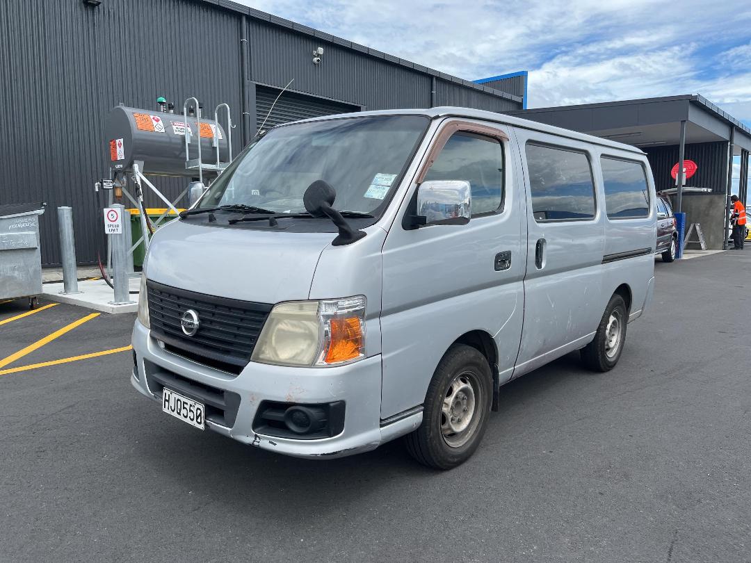 Photo '3' of Nissan Caravan Photo '3' of Nissan Caravan