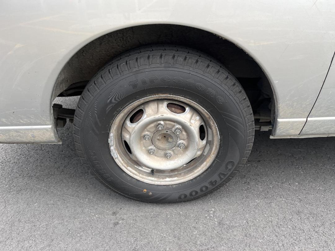 Photo '8' of Nissan Caravan Photo '8' of Nissan Caravan