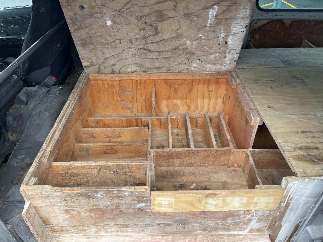 Photo '17' of Nissan Caravan Photo '17' of Nissan Caravan