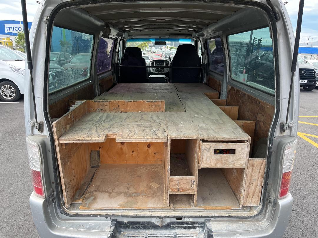 Photo '19' of Nissan Caravan Photo '19' of Nissan Caravan