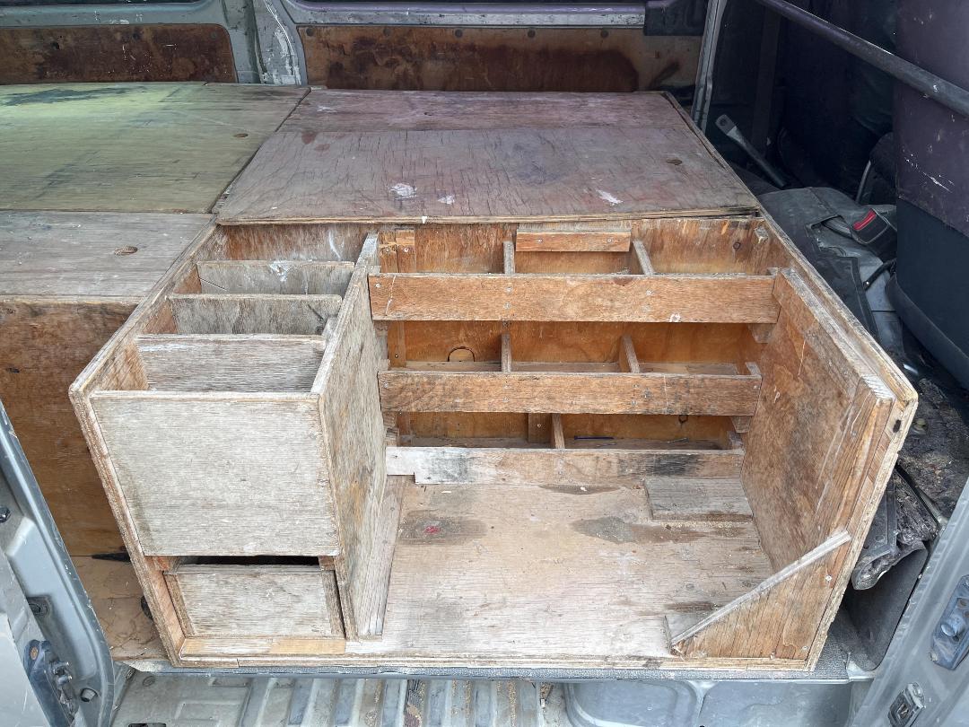 Photo '23' of Nissan Caravan Photo '23' of Nissan Caravan