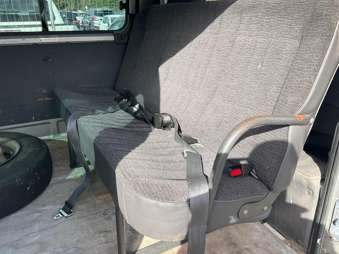 Photo '10' of Nissan Caravan Photo '10' of Nissan Caravan