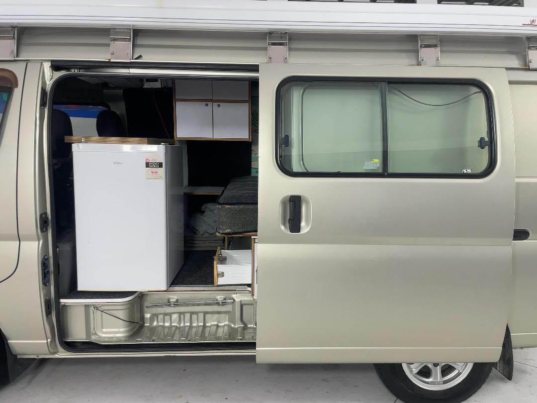 Photo '19' of Nissan Caravan