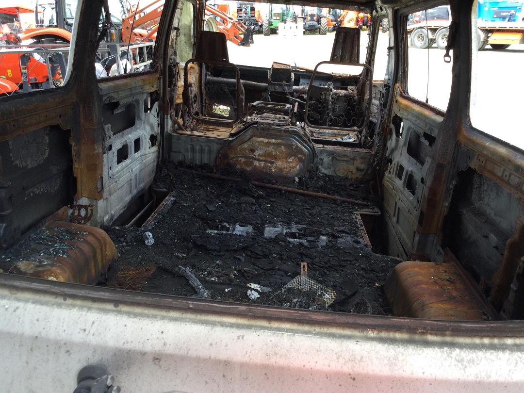 Photo '10' of Nissan Caravan