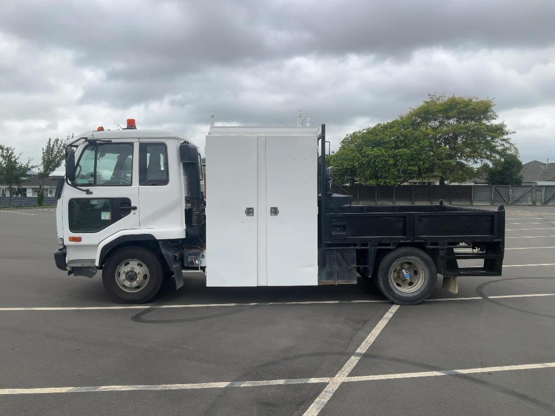 Photo '9' of Nissan Diesel MK240 Tipper