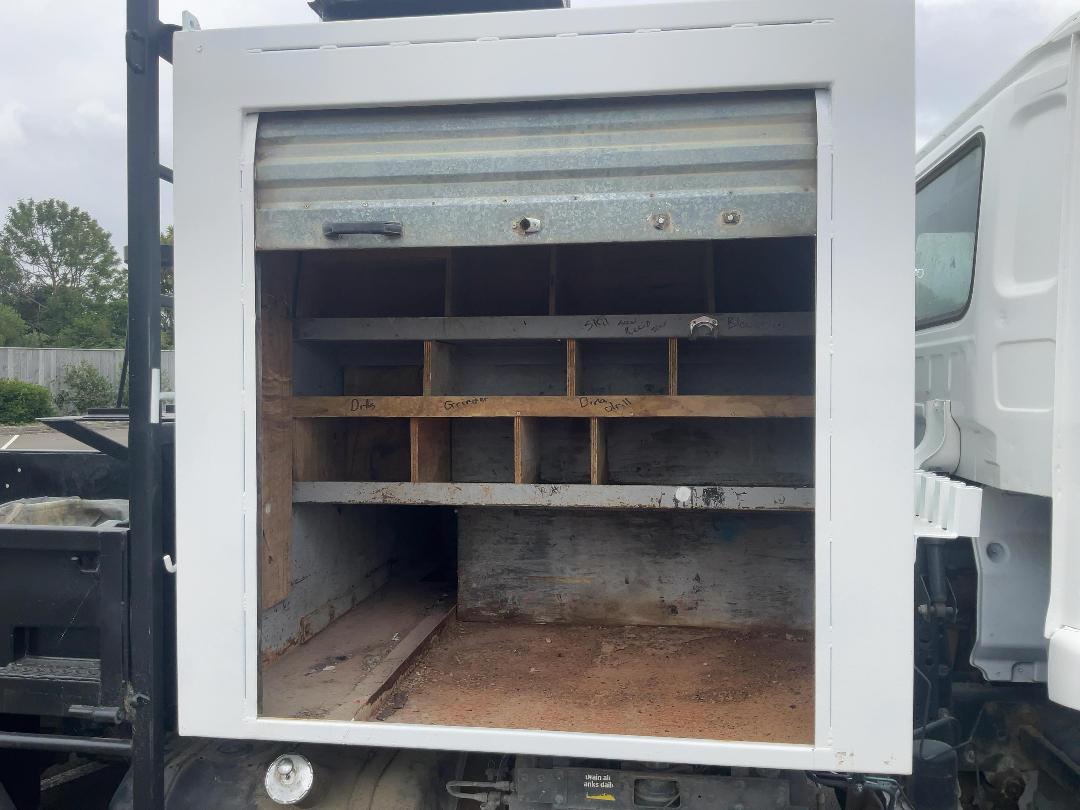 Photo '24' of Nissan Diesel MK240 Tipper