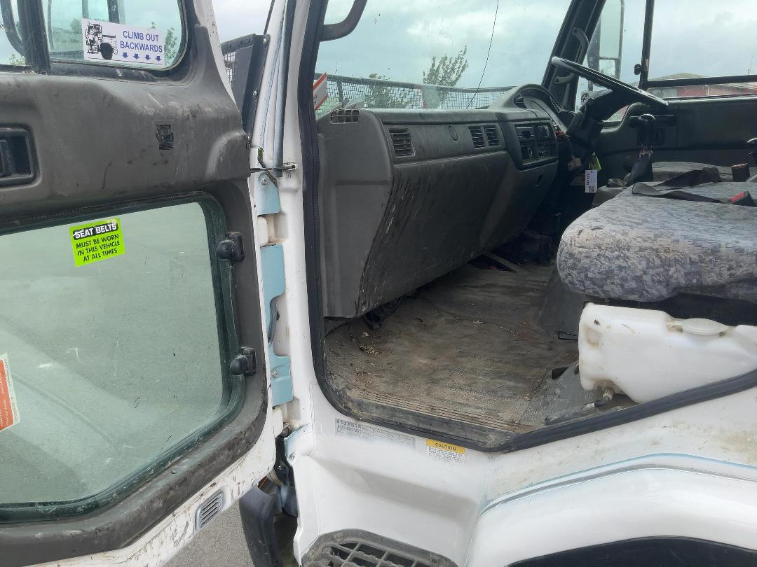 Photo '34' of Nissan Diesel MK240 Tipper