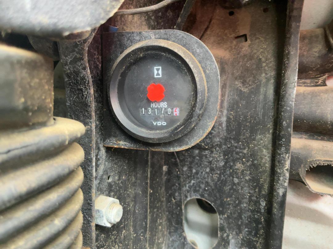 Photo '35' of Nissan Diesel MK240 Tipper