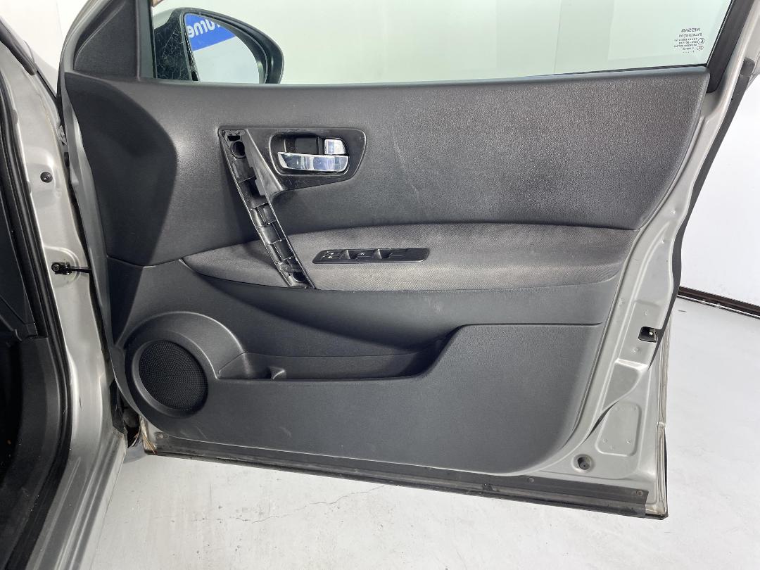 Photo '15' of Nissan Dualis