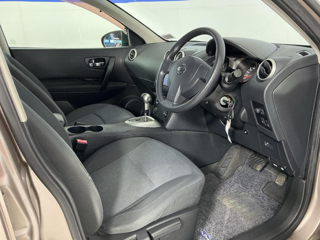 Photo '16' of Nissan Dualis