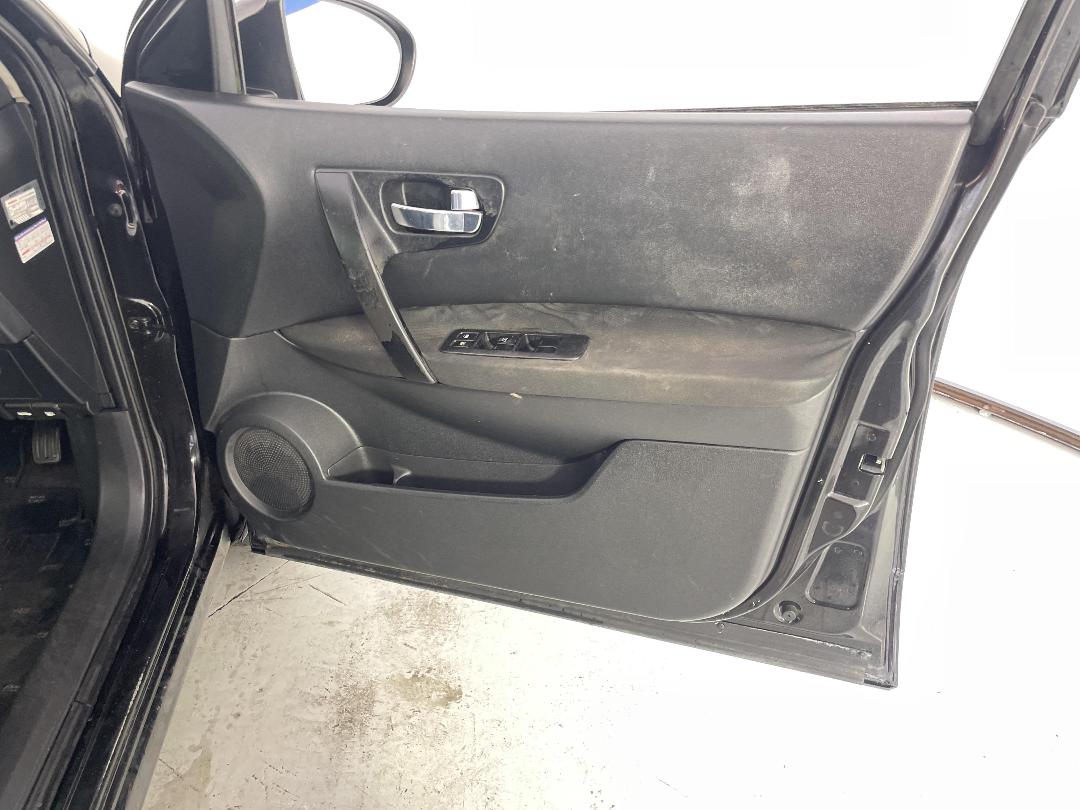 Photo '15' of Nissan Dualis