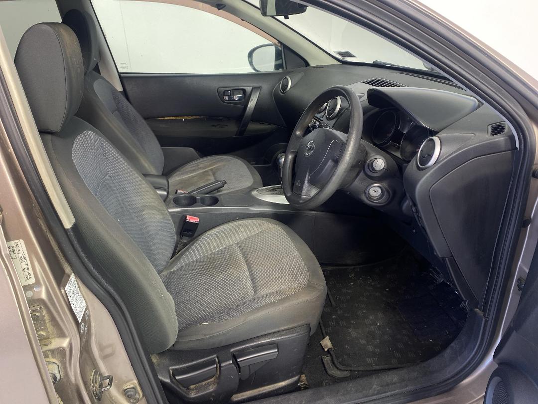 Photo '16' of Nissan Dualis