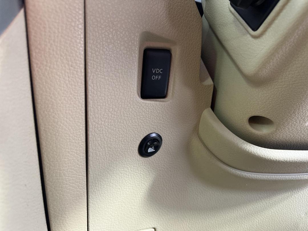 Photo '30' of Nissan Fuga