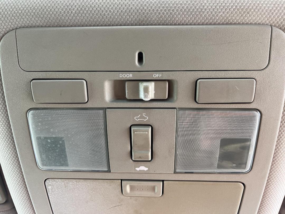 Photo '33' of Nissan Fuga