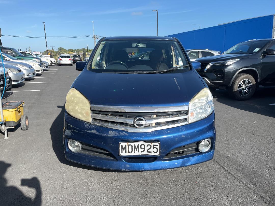 Photo '2' of Nissan Lafesta Photo '2' of Nissan Lafesta