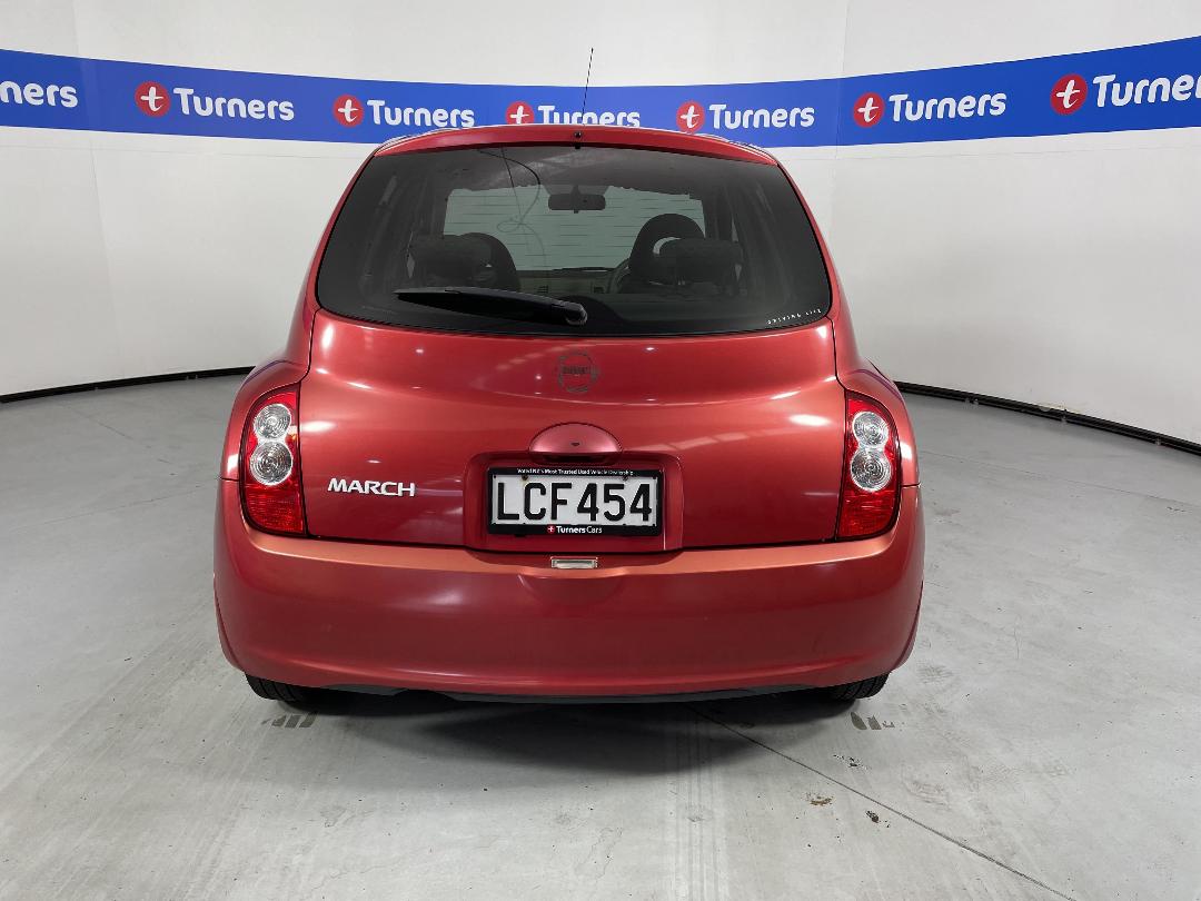 Photo '6' of Nissan March