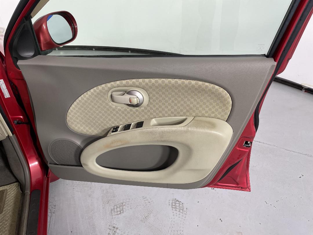 Photo '15' of Nissan March