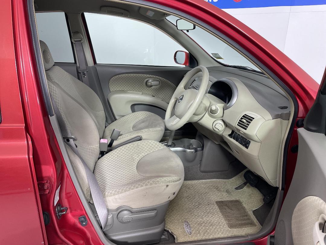 Photo '16' of Nissan March