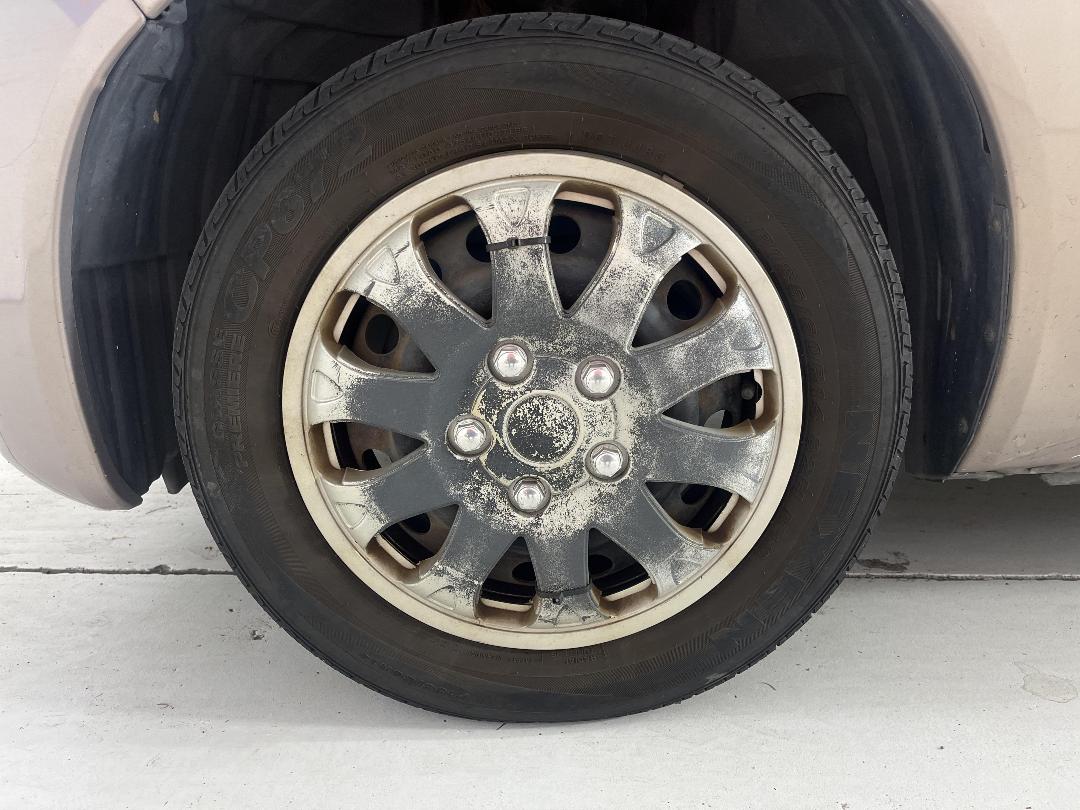 Photo '8' of Nissan March