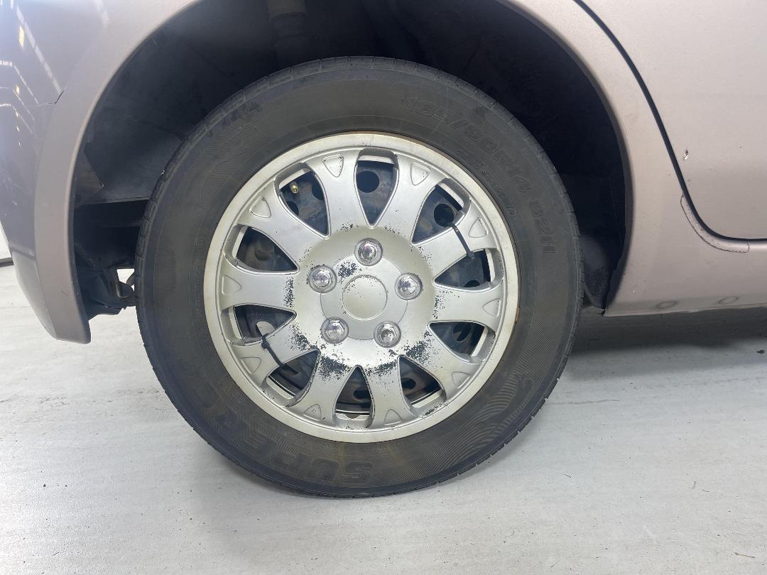 Photo '10' of Nissan March