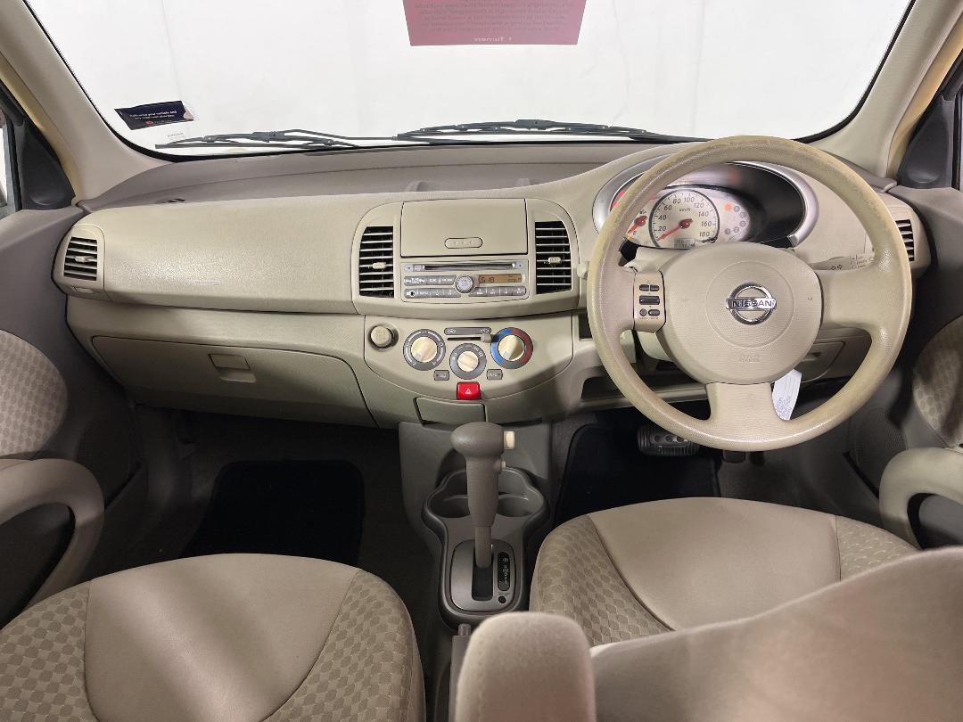 Photo '14' of Nissan March