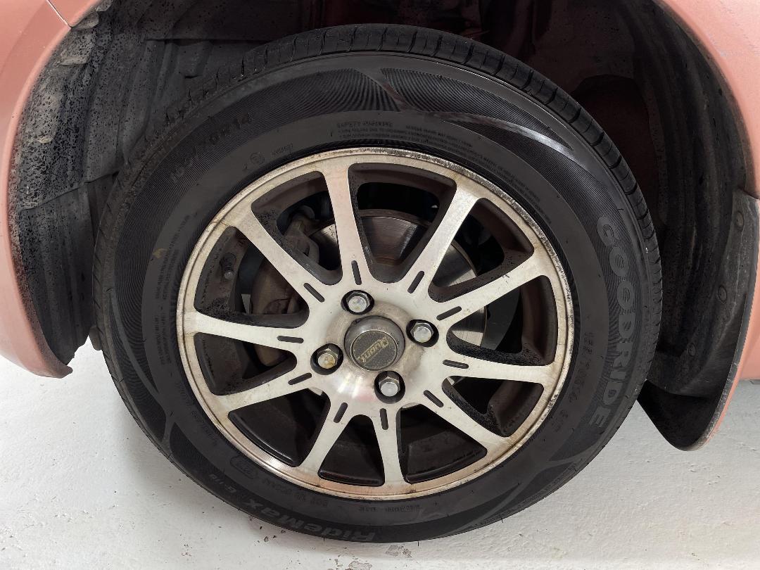 Photo '10' of Nissan March