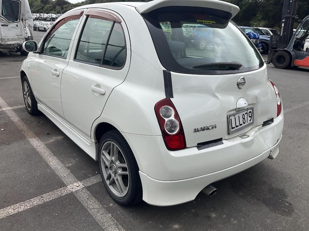 Photo '4' of Nissan March Photo '4' of Nissan March