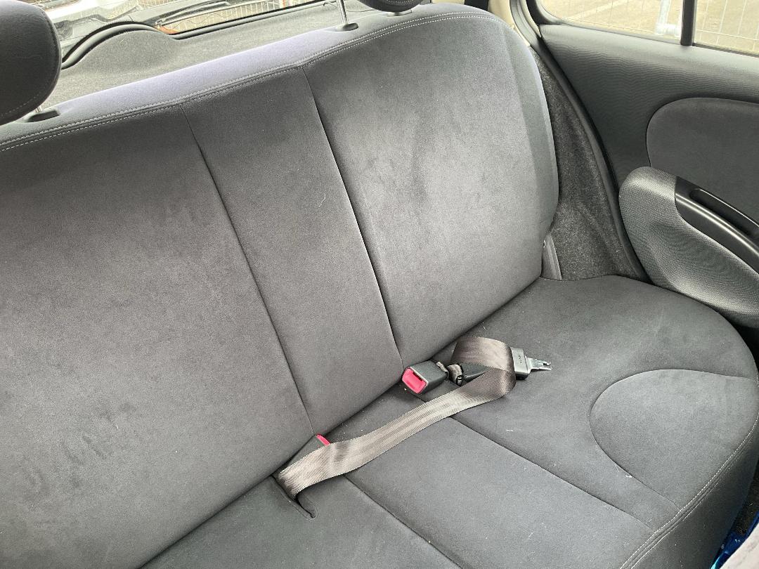 Photo '10' of Nissan March Photo '10' of Nissan March