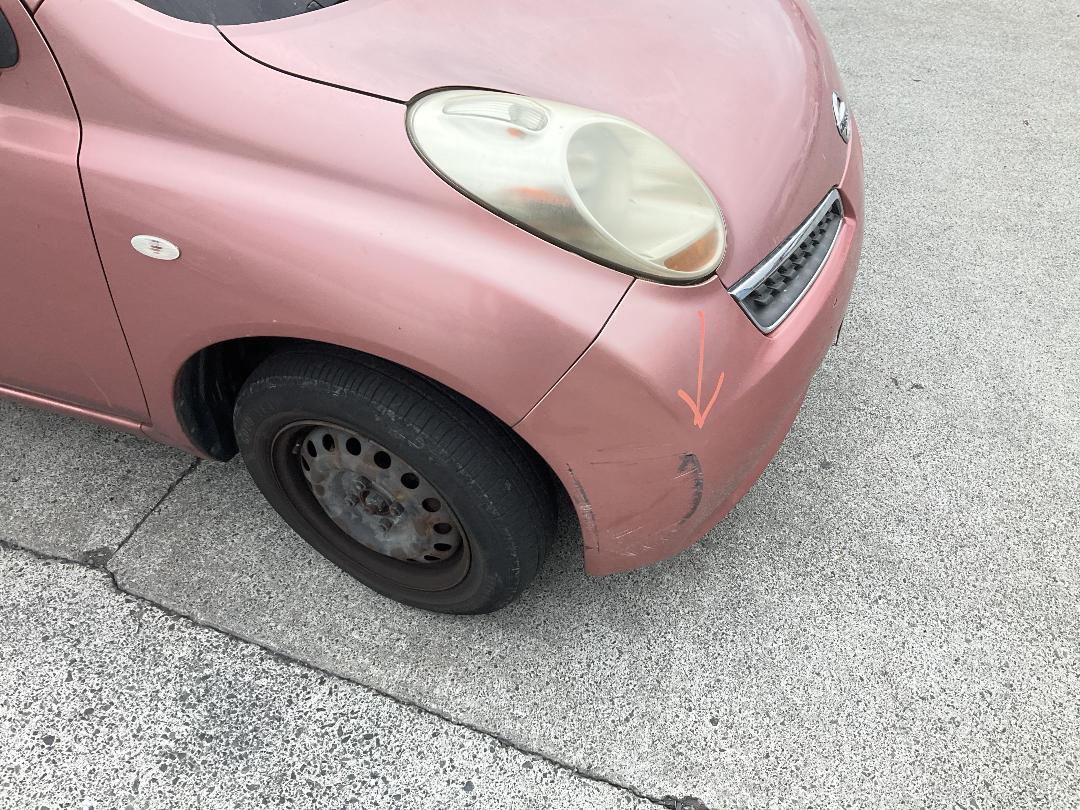 Photo '4' of Nissan March