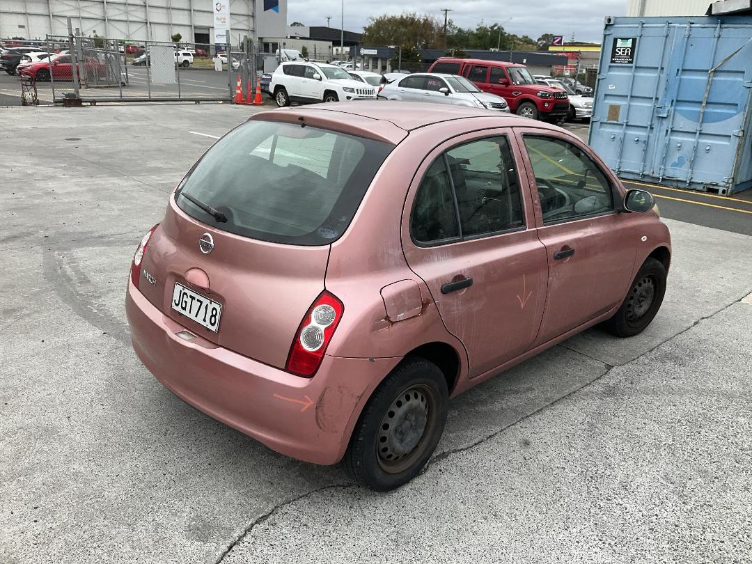 Photo '15' of Nissan March