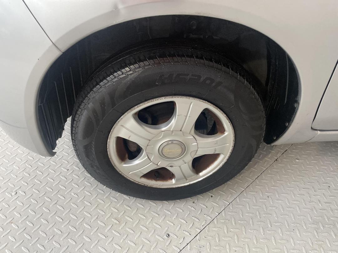 Photo '10' of Nissan March