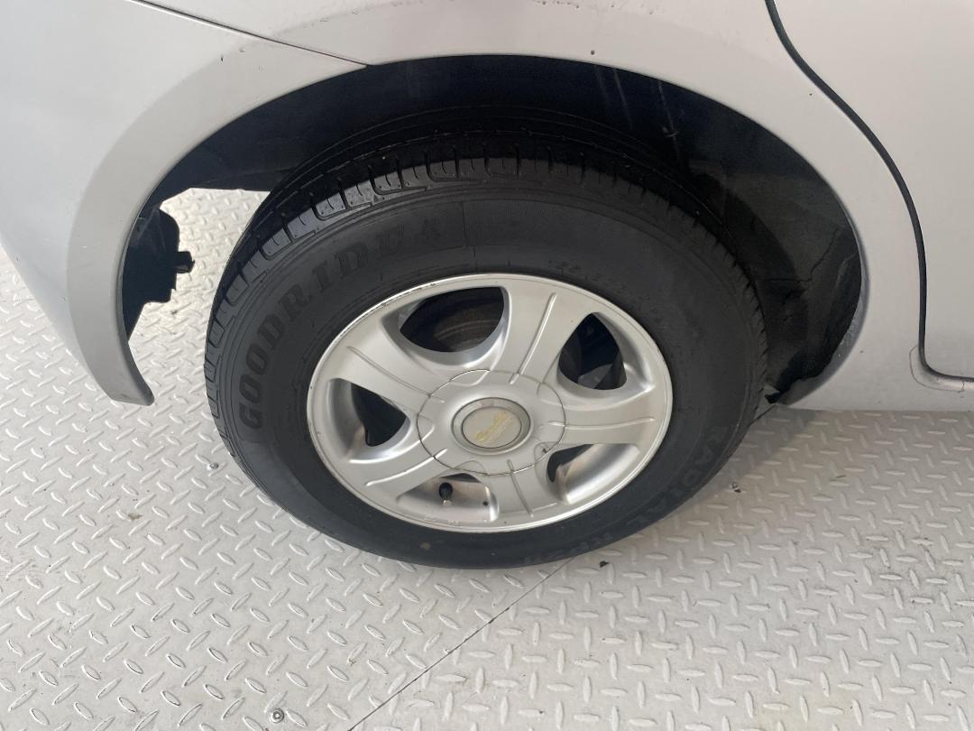 Photo '12' of Nissan March