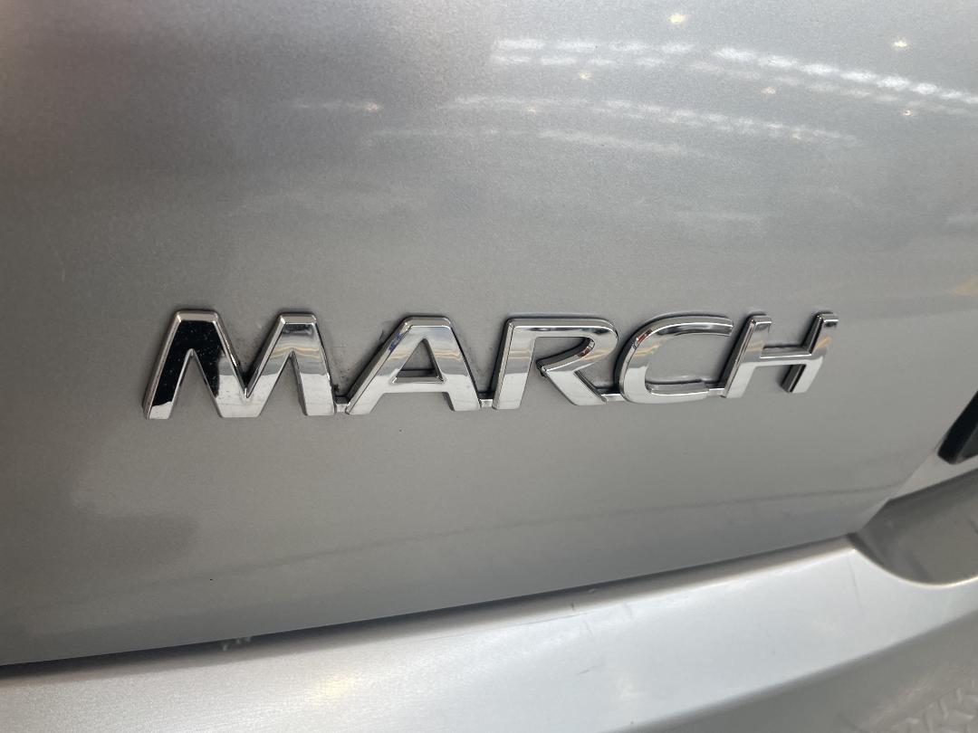 Photo '33' of Nissan March