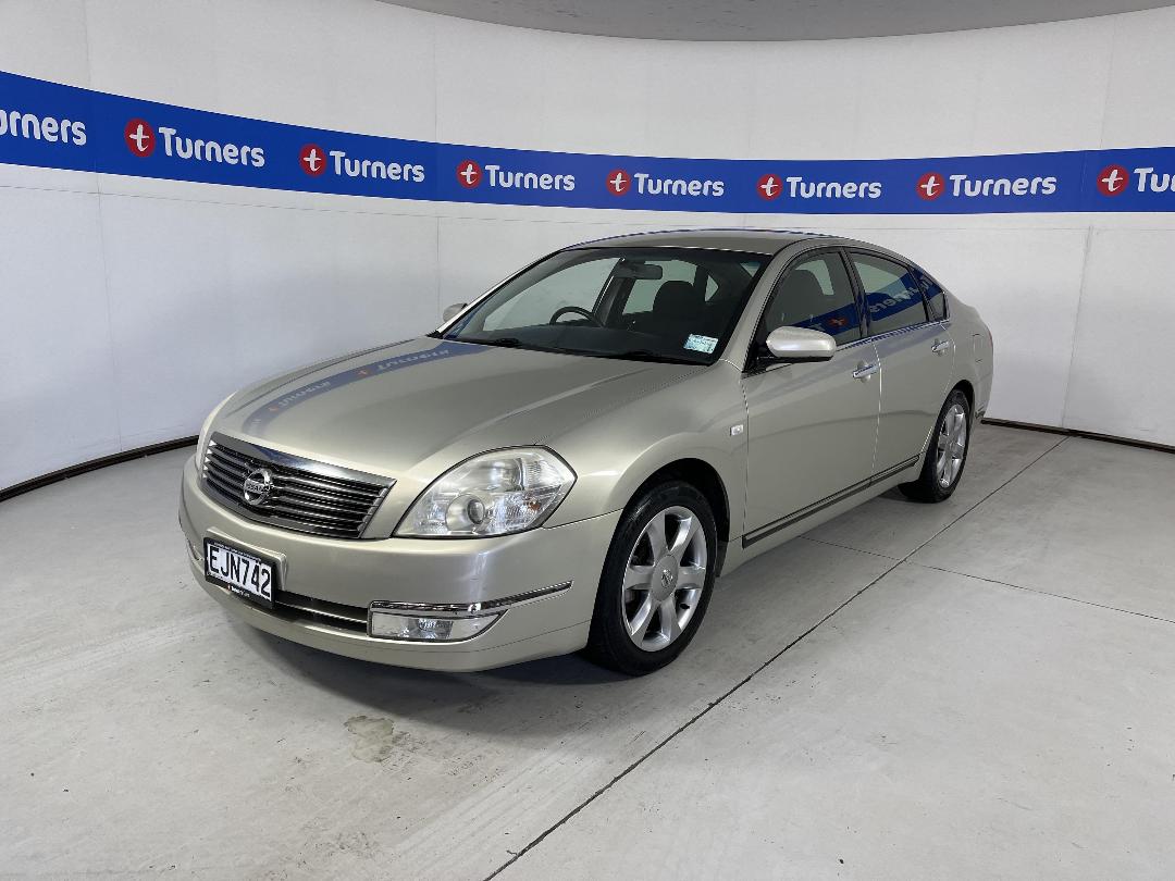 Photo '4' of Nissan Maxima Photo '4' of Nissan Maxima