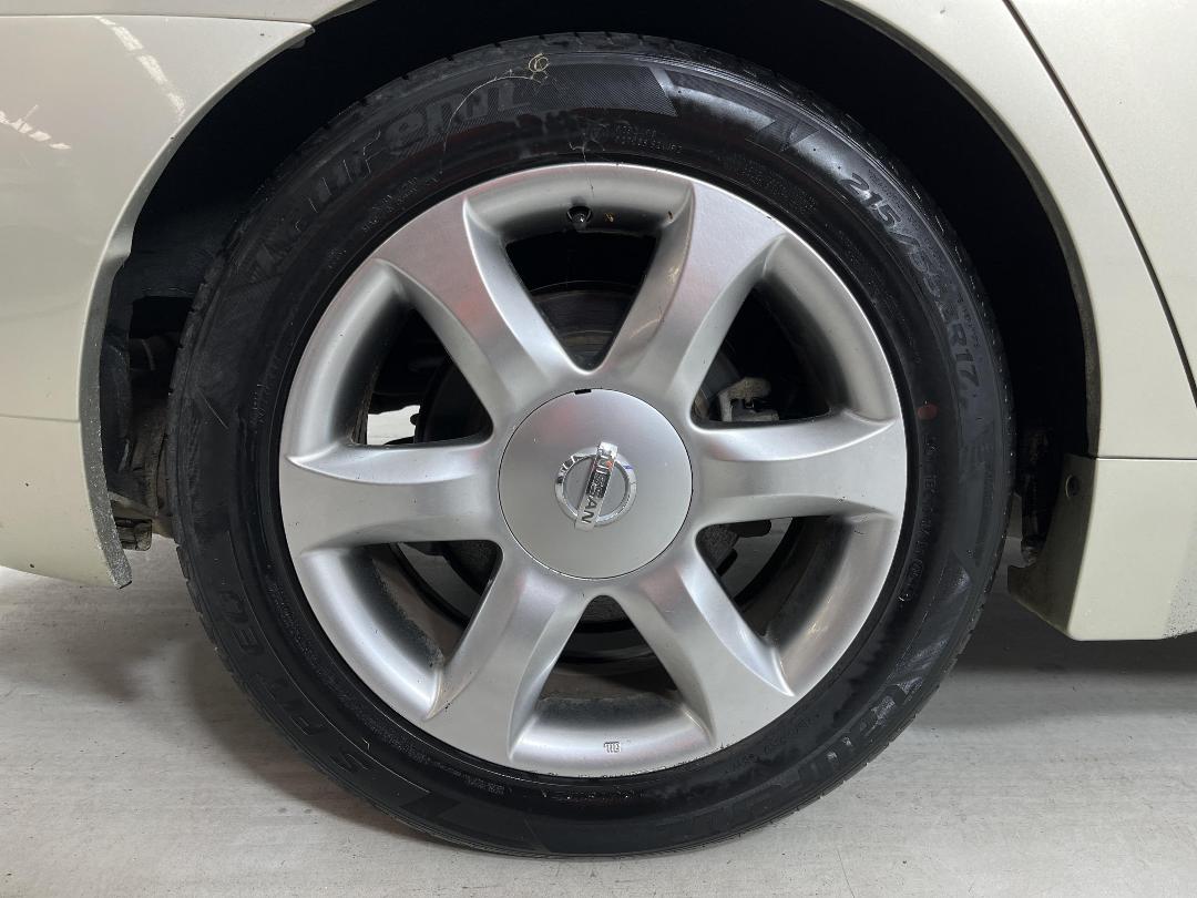 Photo '12' of Nissan Maxima Photo '12' of Nissan Maxima