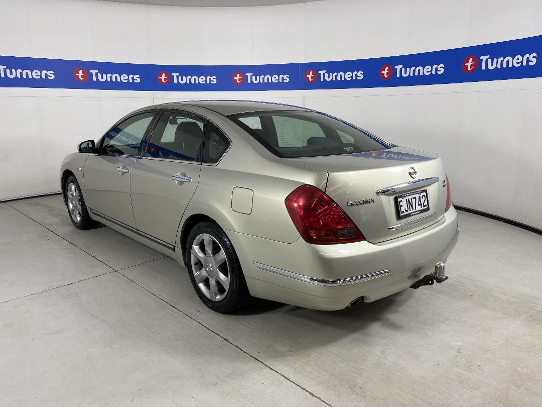 Photo '5' of Nissan Maxima Photo '5' of Nissan Maxima