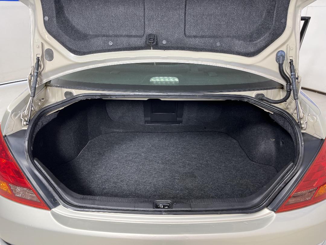 Photo '14' of Nissan Maxima Photo '14' of Nissan Maxima