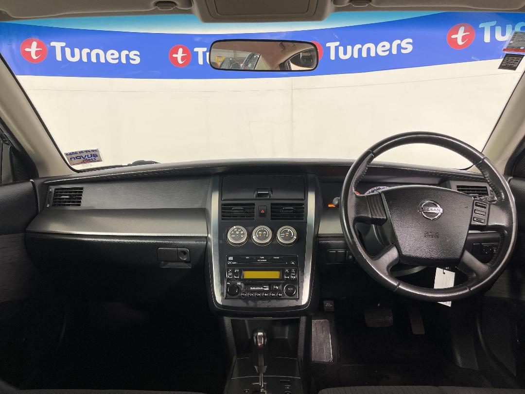 Photo '17' of Nissan Maxima Photo '17' of Nissan Maxima