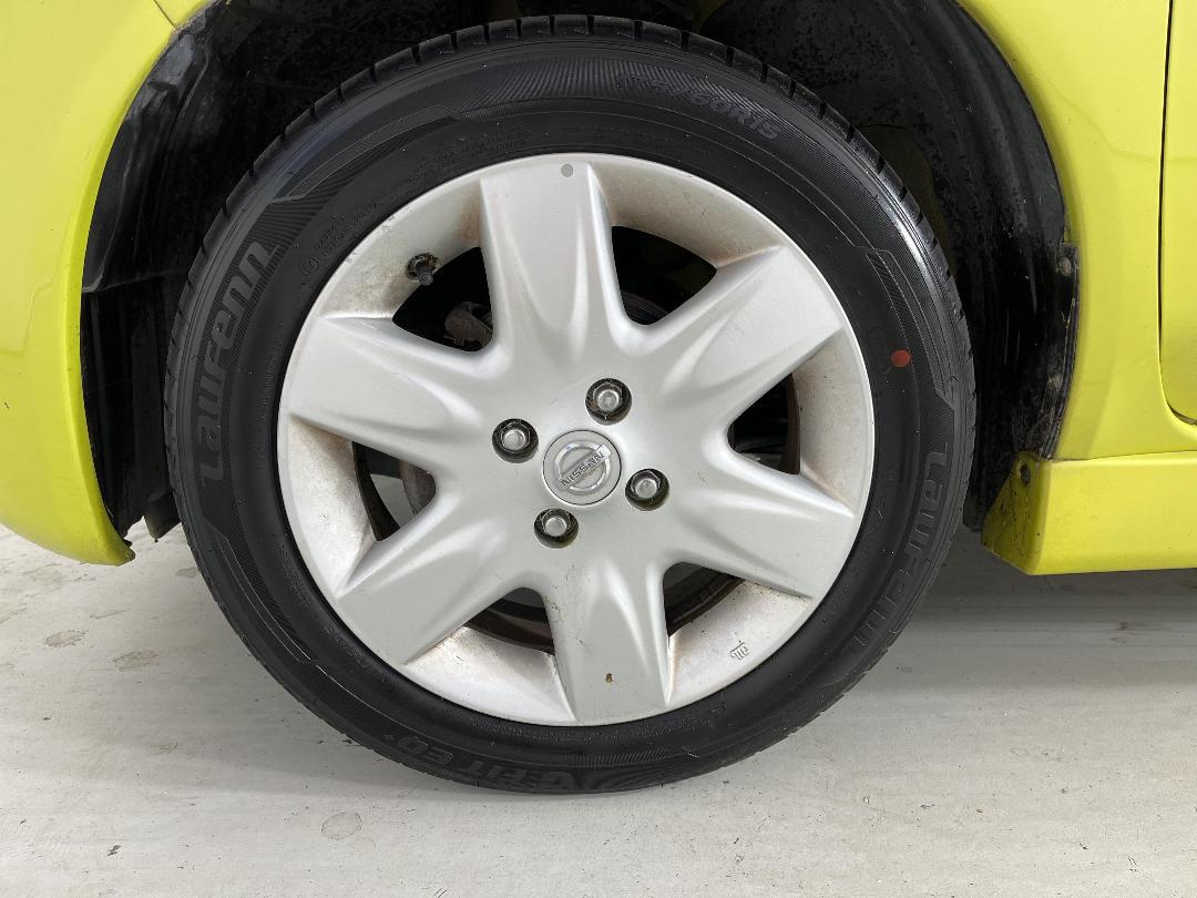 Photo '10' of Nissan Micra