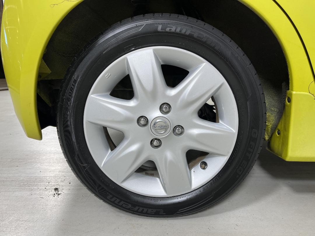 Photo '12' of Nissan Micra