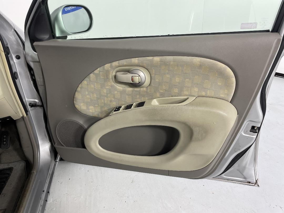 Photo '15' of Nissan Micra Photo '15' of Nissan Micra