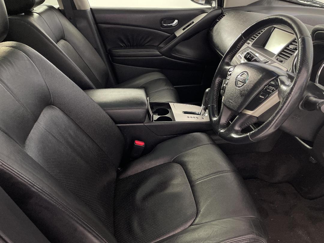 Photo '16' of Nissan Murano