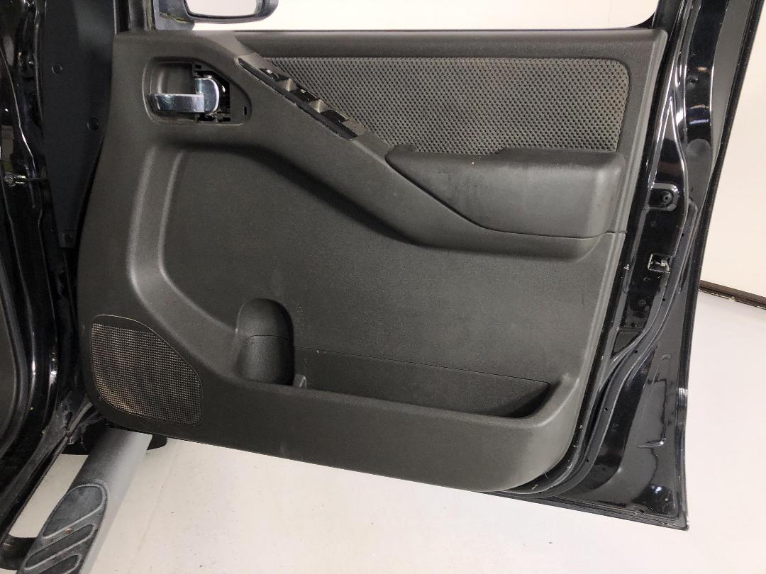 Photo '15' of Nissan Navara Photo '15' of Nissan Navara