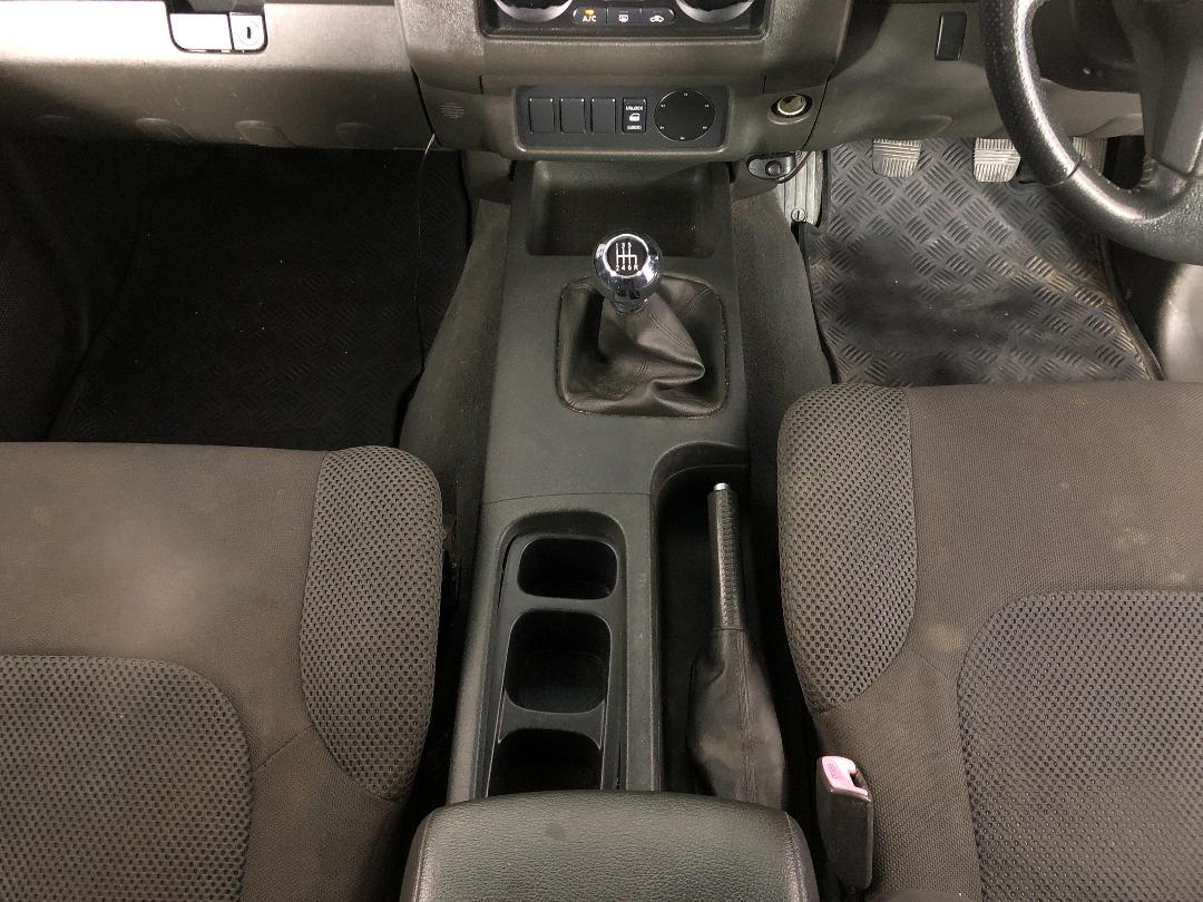 Photo '18' of Nissan Navara Photo '18' of Nissan Navara