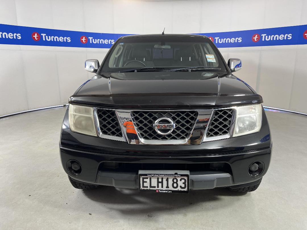 Photo '2' of Nissan Navara